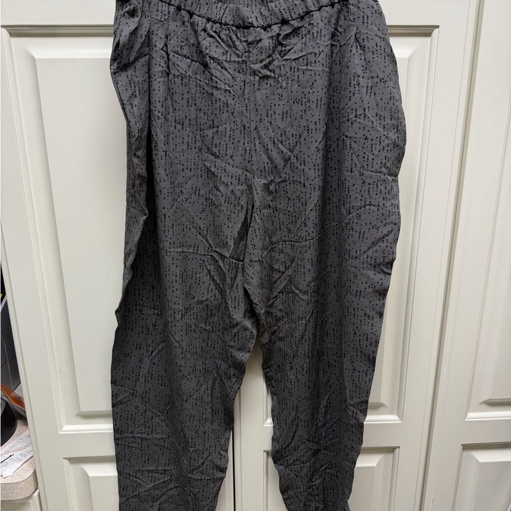 Gray Silk Crepe Confetti Patterned Pants